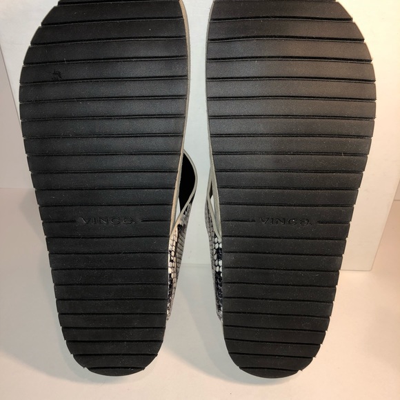 VINCE SNAKE Sandals   NWOB - Picture 2 of 2